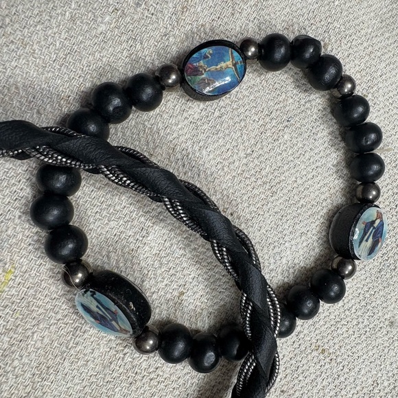 Black Beaded Bracelet Set - Picture 2 of 4